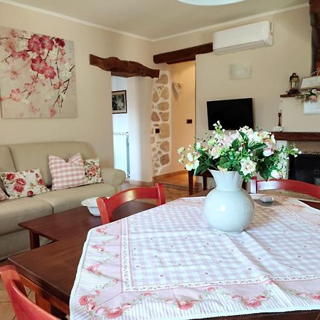 Il Bagolaro Casa Vacanze スルモナ エクステリア 写真