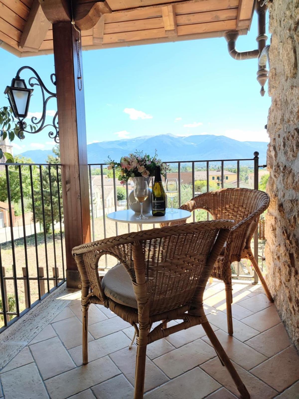 Il Bagolaro Casa Vacanze スルモナ エクステリア 写真